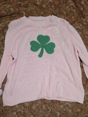 Vintage Pink Crewneck Sweater with Green Clover Applique